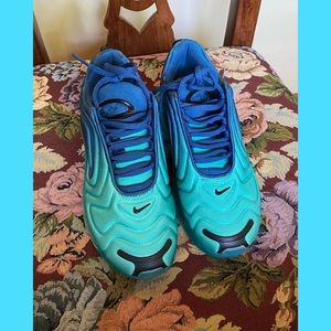 Brand New Nike Air Max 720🥶
